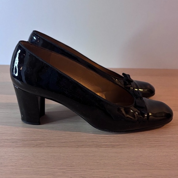 Stuart Weitzman Black Patent Leather Heels - Picture 6 of 9